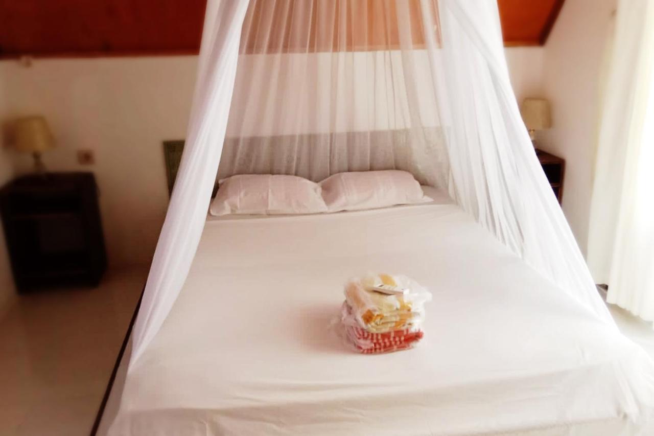 Coconut Gili Meno Ξενοδοχείο Εξωτερικό φωτογραφία